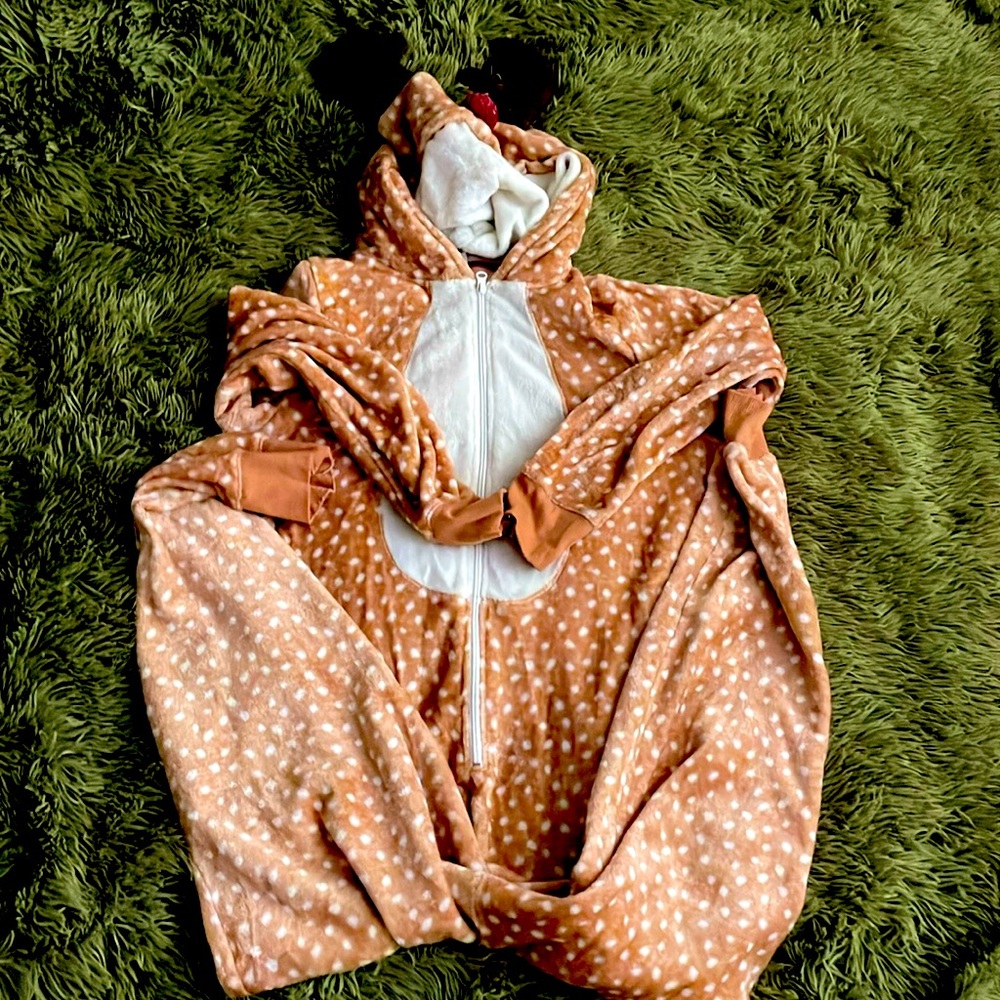 Raindeer onesie